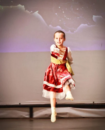 50534a8a-1a05-43c4-a924-04557fd8da38-школабалетаклассикаанапамосинаанастасия.jpg